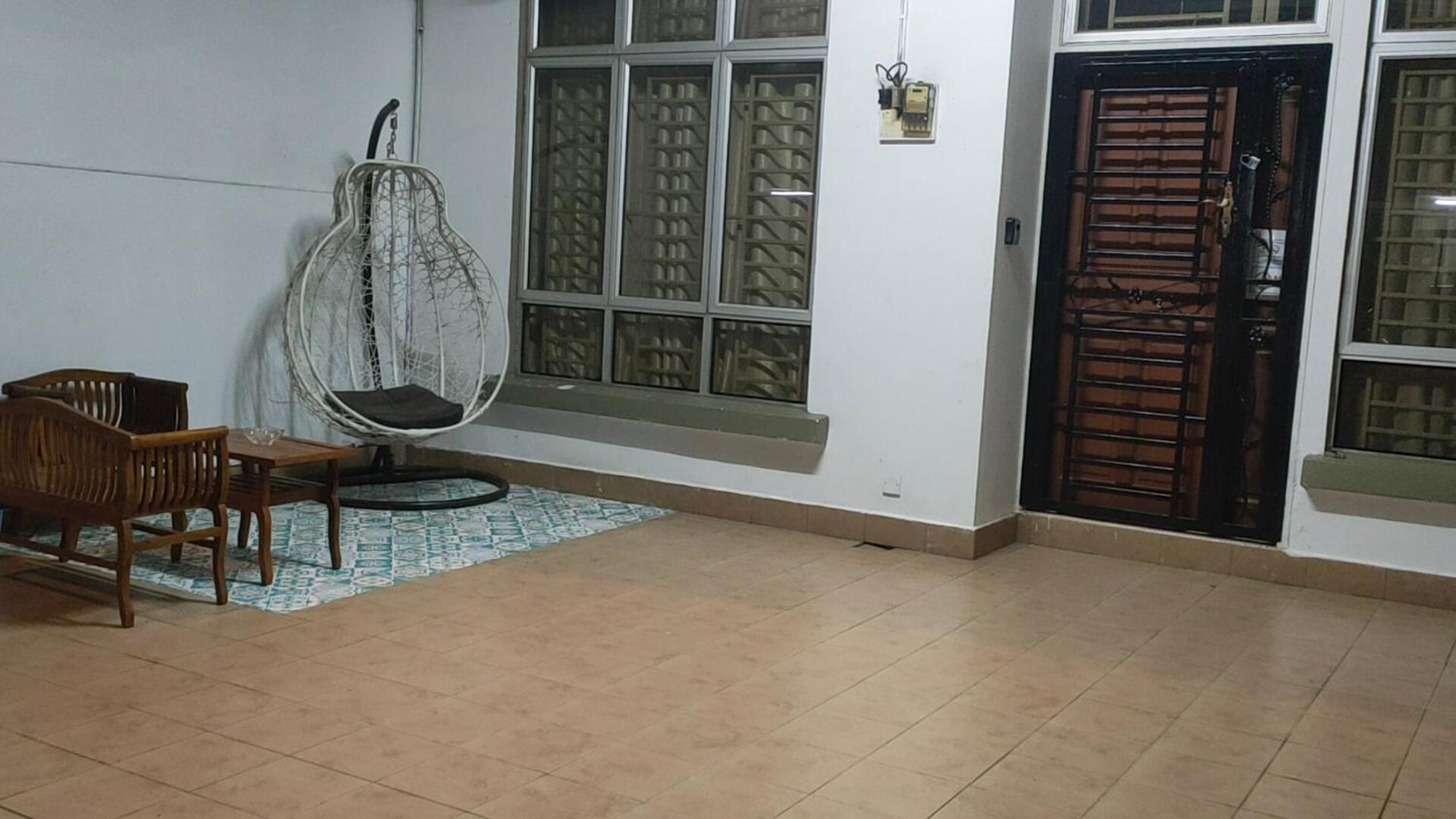 Zulaikha'S Homestay Ulu Tiram Johor Bahru Kültér fotó