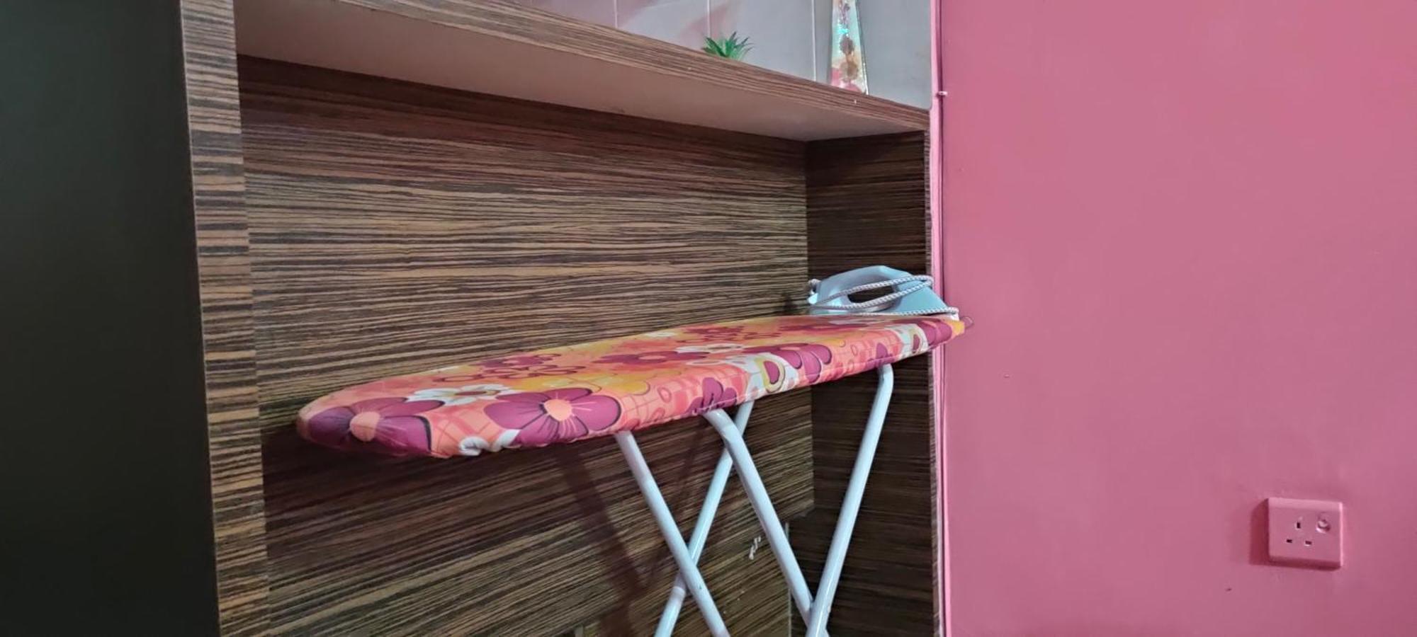 Zulaikha'S Homestay Ulu Tiram Johor Bahru Kültér fotó
